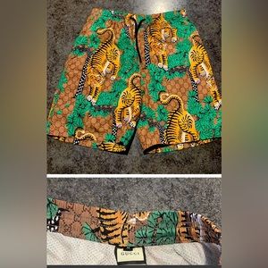 Gucci summer shorts size m too small for me perfect condition